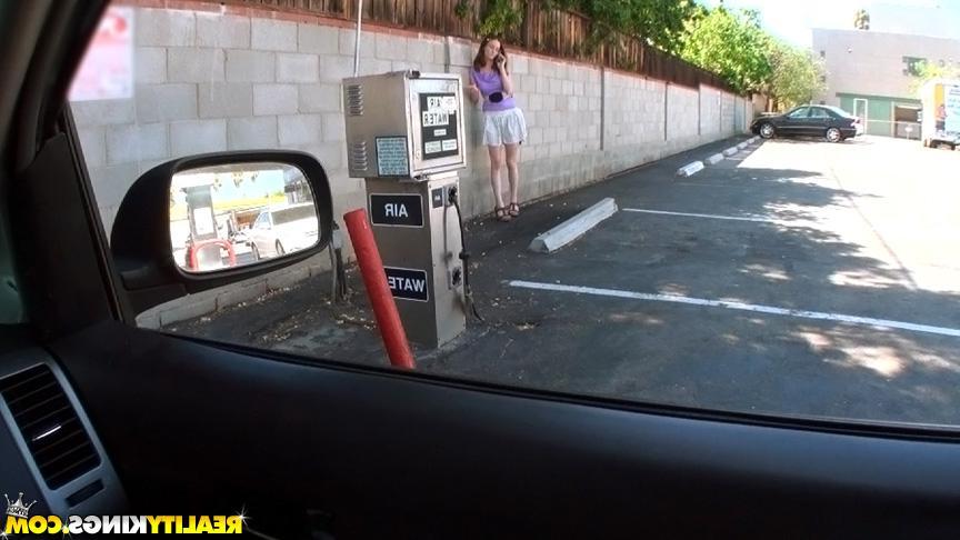 20P Amateur teen Jay Taylor gets picked up in a parking lot for hot sex