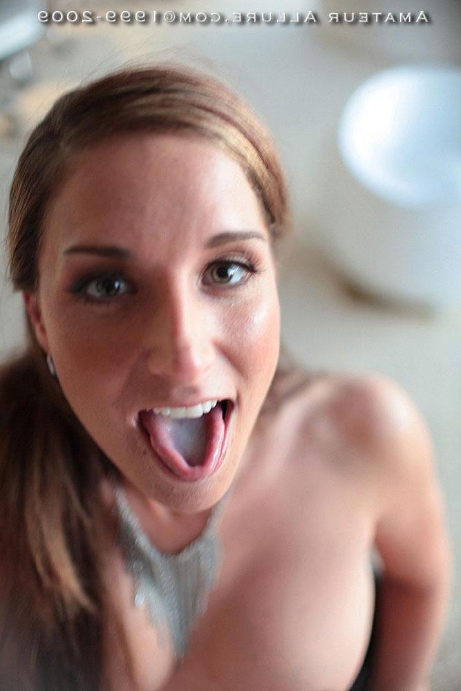 16P Amateur beauty sucks cock and swallows cum shot