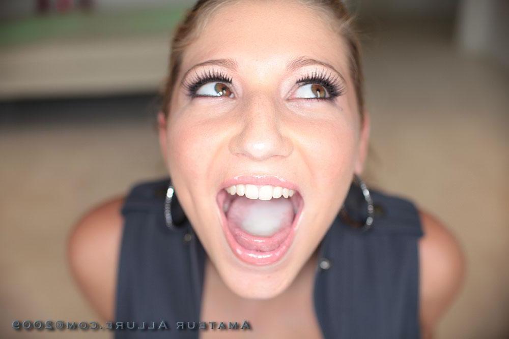 16P Busty amateur babe sucks and titty fucks cock for jizz