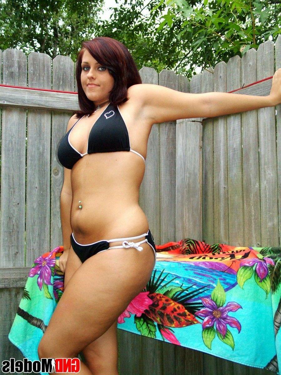 12P Pictures of a brunette girl in a bikini