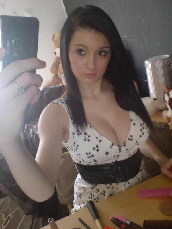 10P Busty amateur hottie displays her big breasts