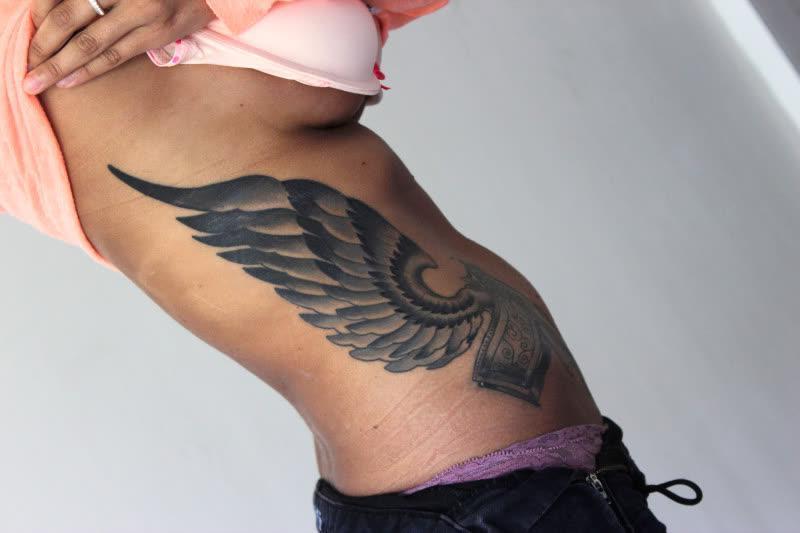 14P Busty amateur babe shows off her hot curves on camera