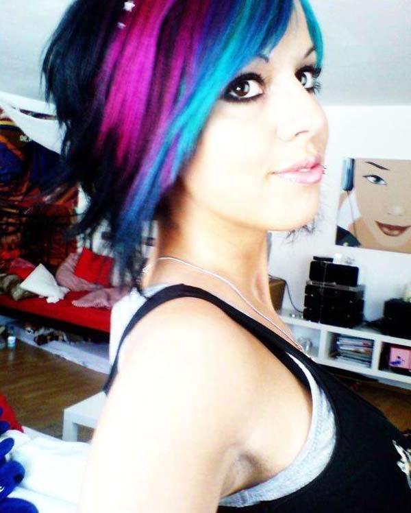 16P Hot collection of selfpics of an amateur groupie babe