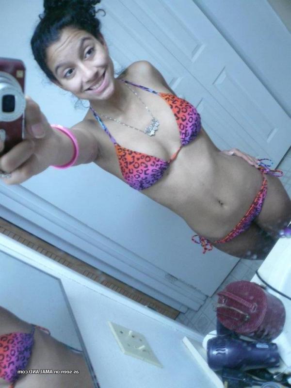 16P Pictures of steamy hot non-nude amateur sexy bikini cuties posing for the cam