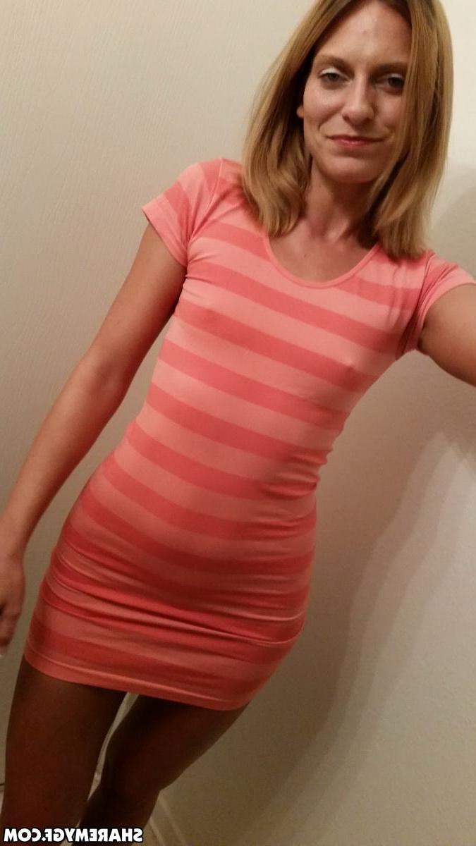 12P Skiny girlfriend takes selfshot pictures of her small boobs in the bathroom