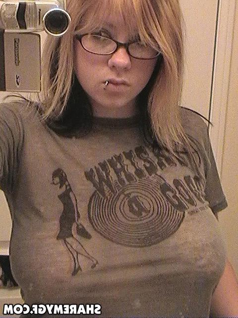 12P Busty girlfriend takes selfshot pictures of her big juicy tits in the mirror