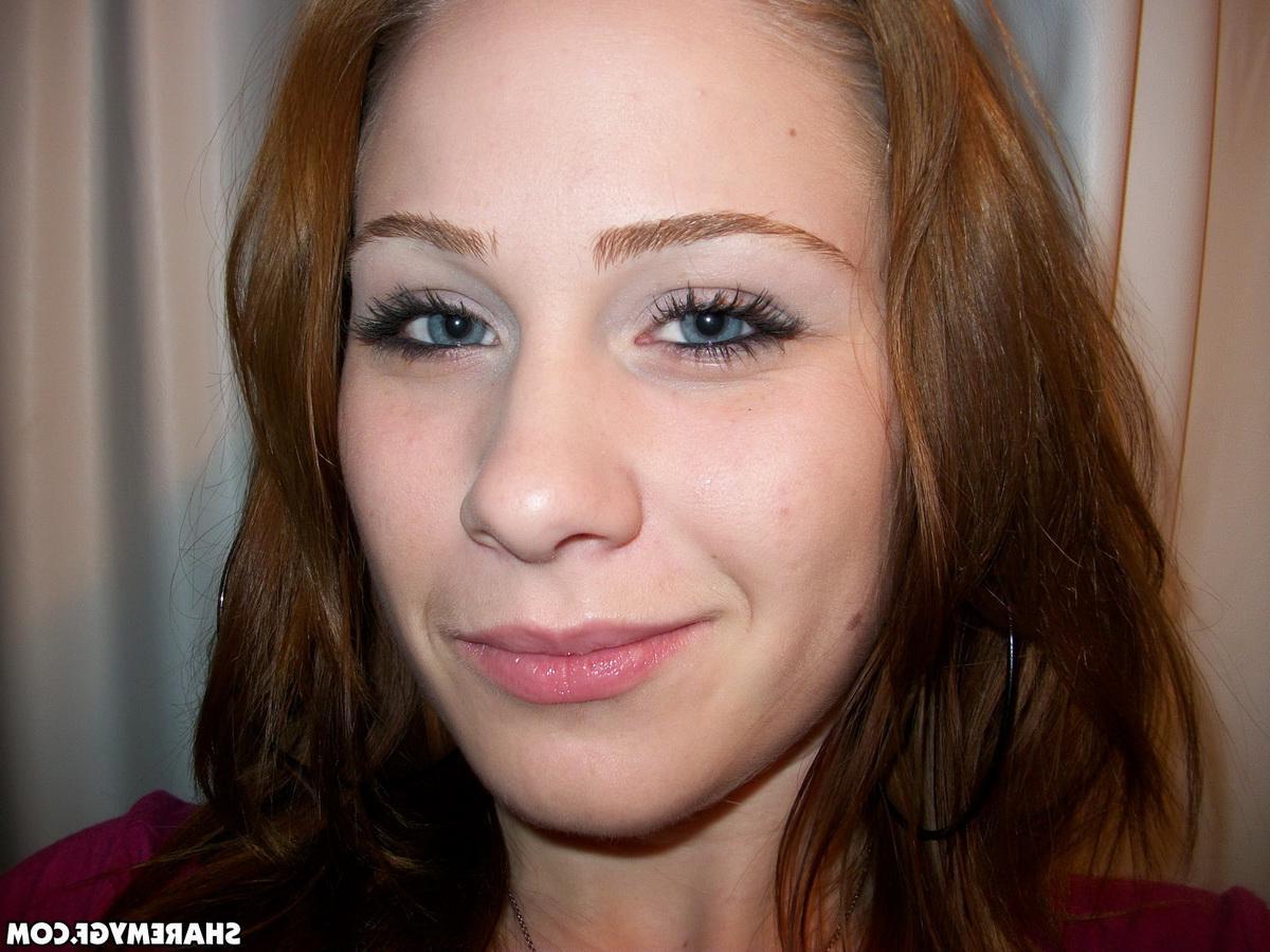 20P Busty amateur girl shares pics of her round boobs and tight pussy