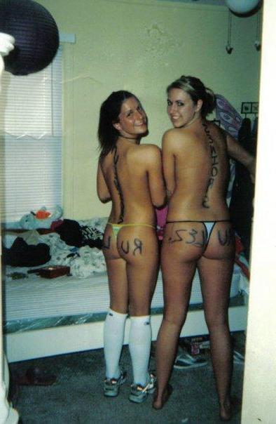 15P Hot college coeds strip and take selfies in the dorm room