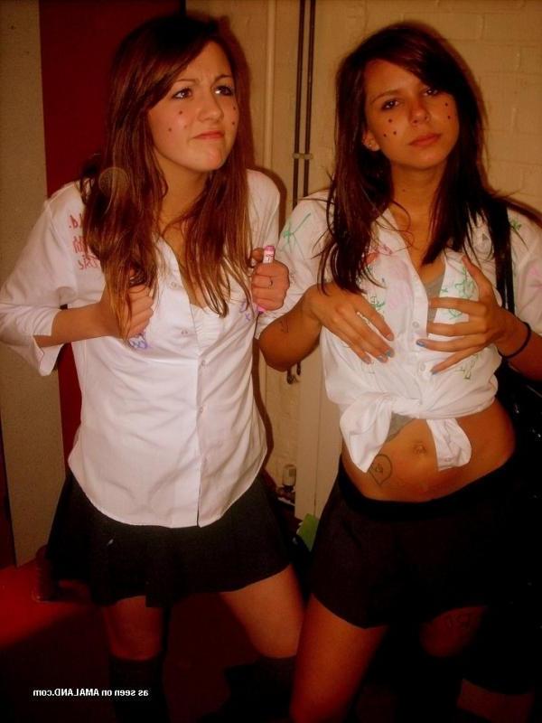 14P Collection of amateur girlfriends posing for the cam