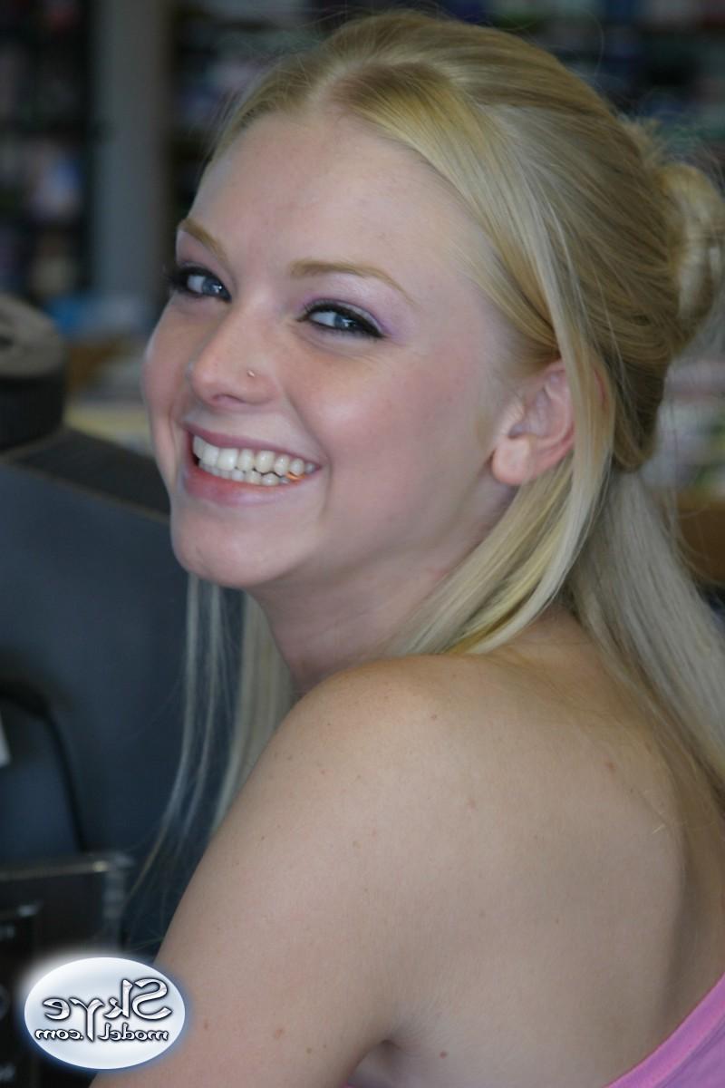16P Blonde amateur teen in public upskirts