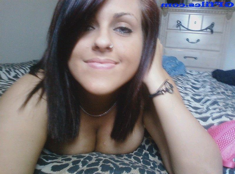16P Amateur homemade girls selfshots
