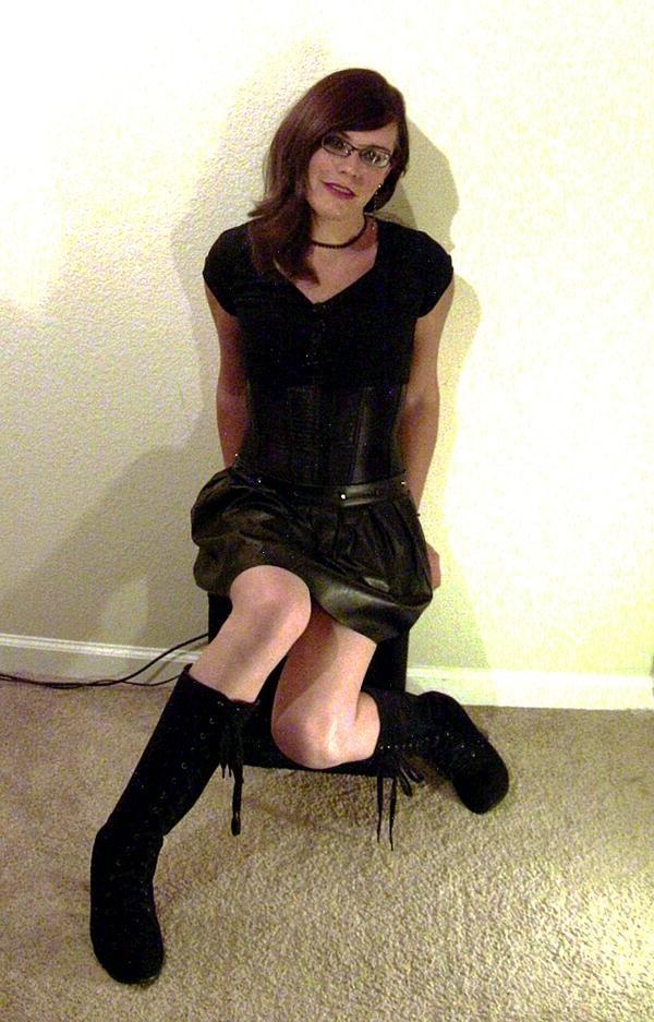 10P See this cute nerdy amateur shemale in her first porn shoots soon, using her tig