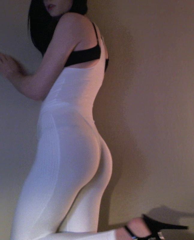 11P Amateur trap Kalindra Chan in bodysuit