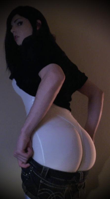 11P Amateur trap Kalindra Chan in bodysuit