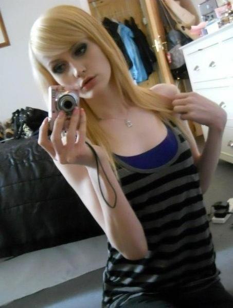 11P Transsexual 20 year old blonde teen Ellery Sweets in homemade mirror selfshots