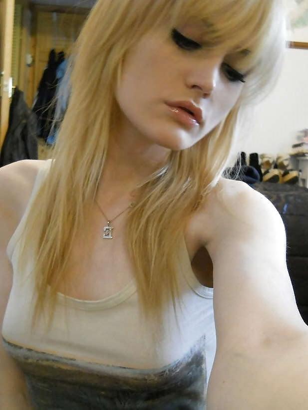 11P Transsexual 20 year old blonde teen Ellery Sweets in homemade mirror selfshots
