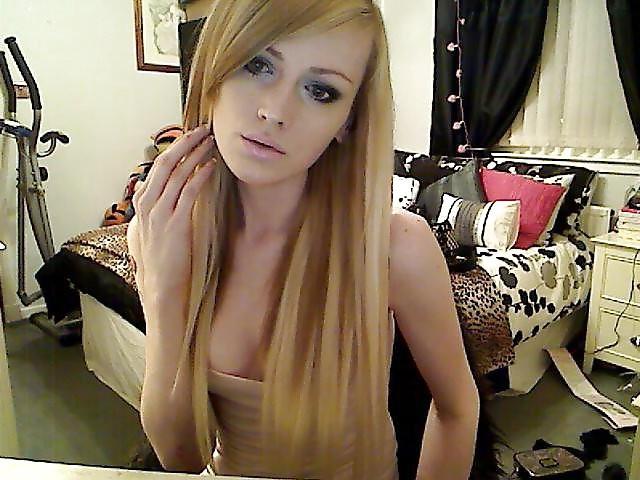 11P Transsexual 20 year old blonde teen Ellery Sweets in homemade mirror selfshots