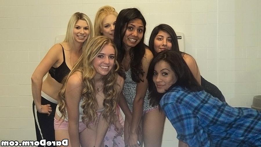 20P Real amateur college coed sex in dorm rooms