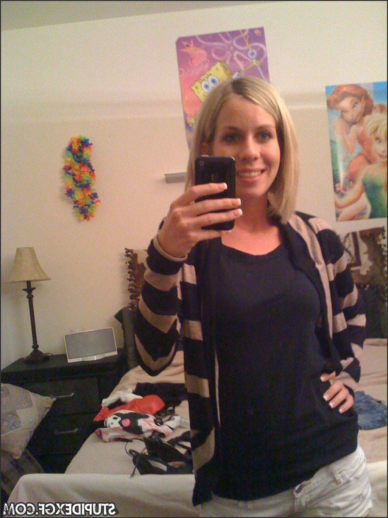 16P Amateur exgf shows her titties
