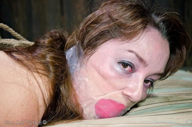 16P Sasha amateur in rope bondage is gagged her pussy inserted
