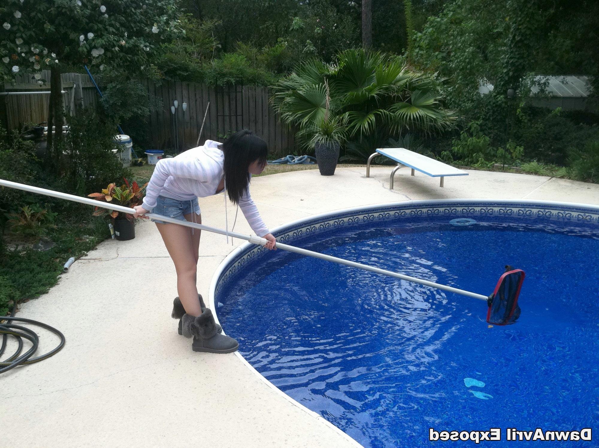 16P Amateur girlfriend Dawn exposed in homemade shots