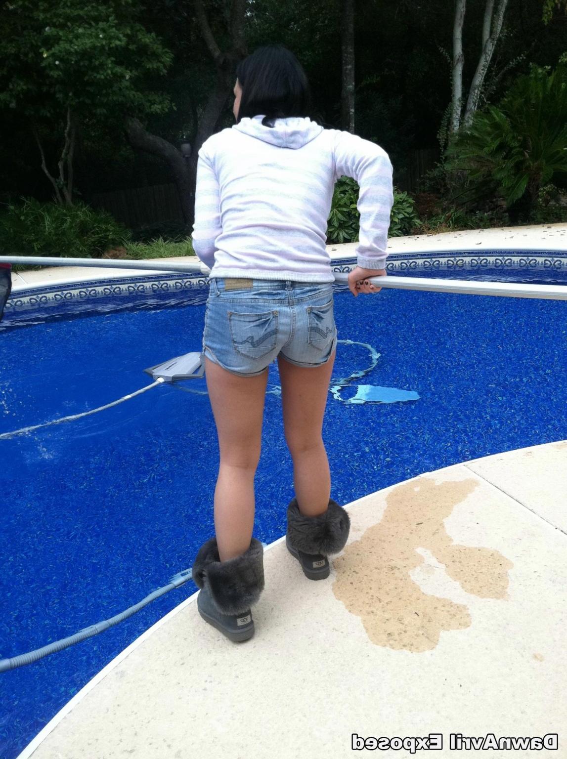 16P Amateur girlfriend Dawn exposed in homemade shots