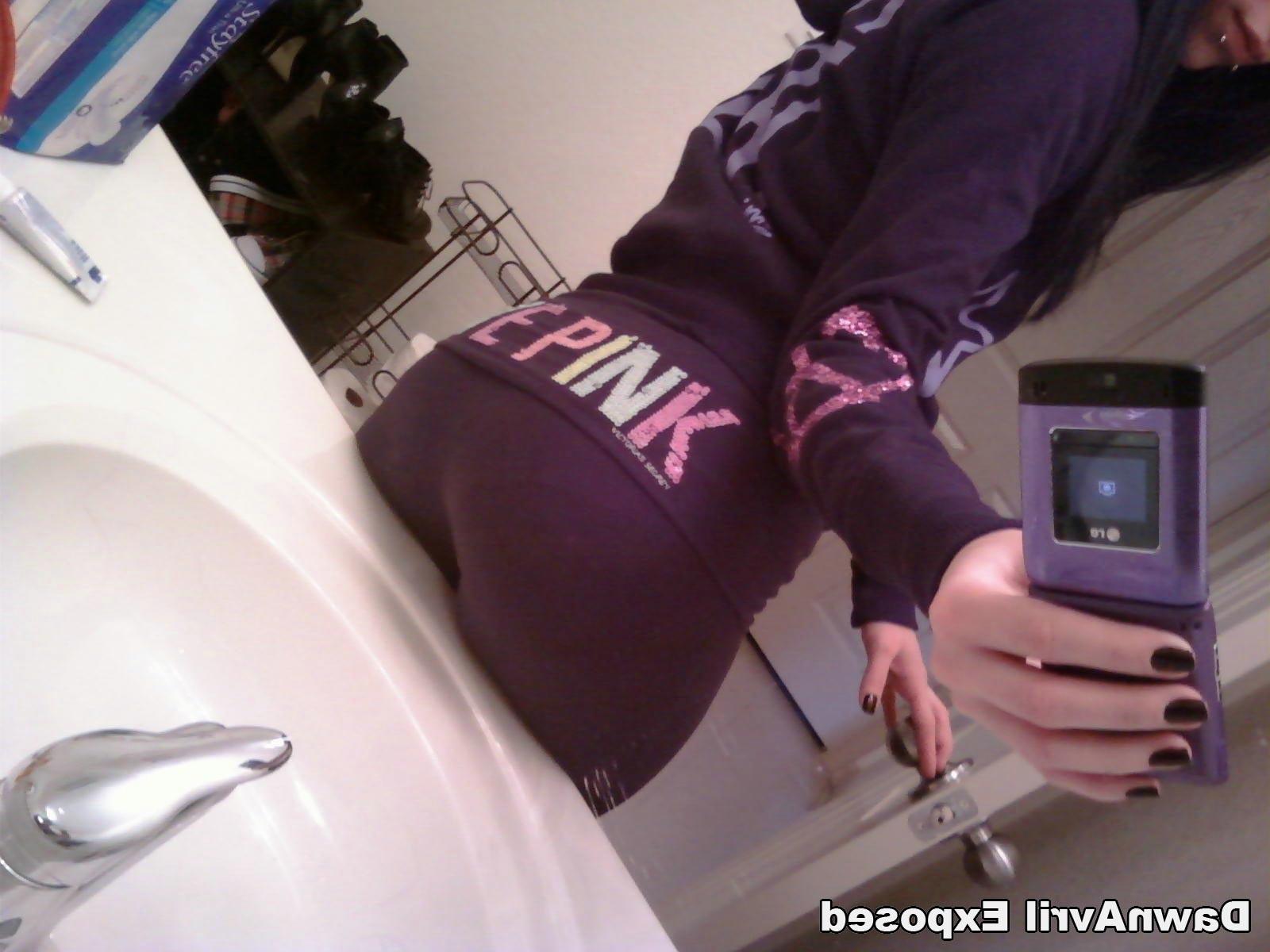 16P Amateur girlfriend Dawn exposed in homemade shots
