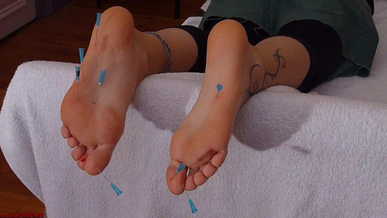 16P Falaka feet whipping and gruesome amateur foot punishment of Belgian painslut in