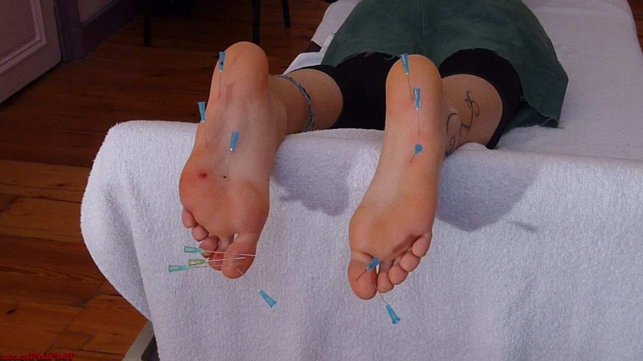 16P Falaka feet whipping and gruesome amateur foot punishment of Belgian painslut in