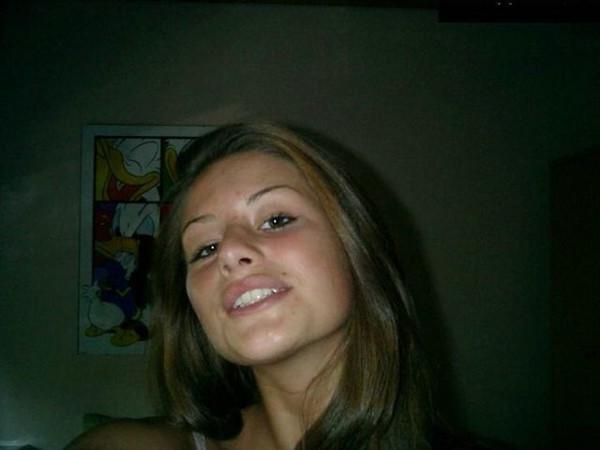 16P Photos of an amateur couple fucking in their cabin