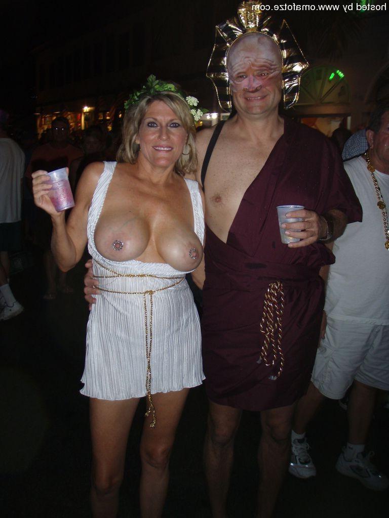 16P The Biggest Older Women Amateur Community