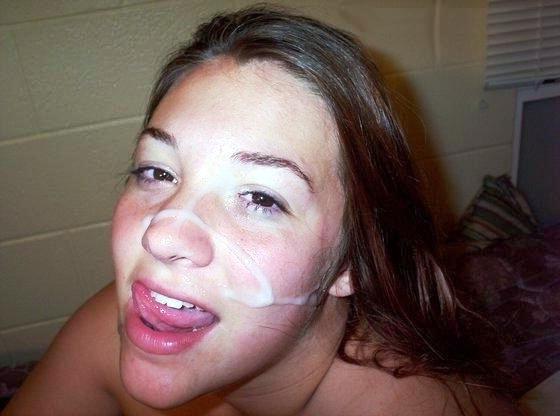 16P Photos of an amateur couple fucking in their cabin