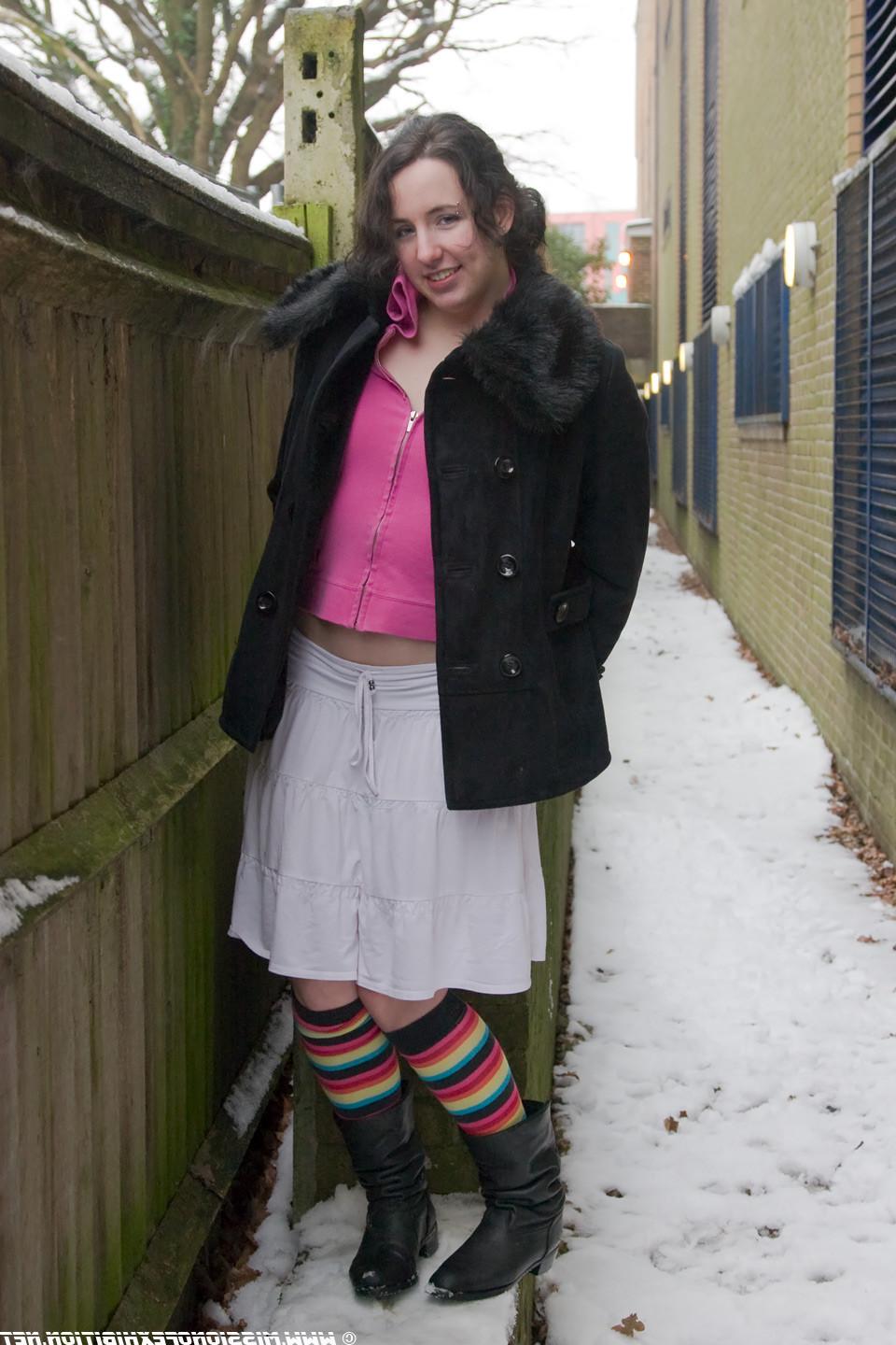 16P Amateur babe Lyarah flashing pussy on a cold snowy day in England. The girl next