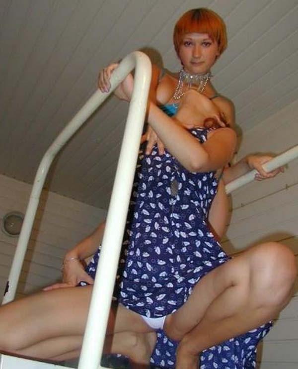 16P Picture gallery of amateur hot slim lesbians posing 