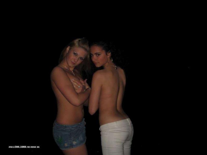 15P Nice picture gallery of sizzling hot amateur sexy lesbos at the beach