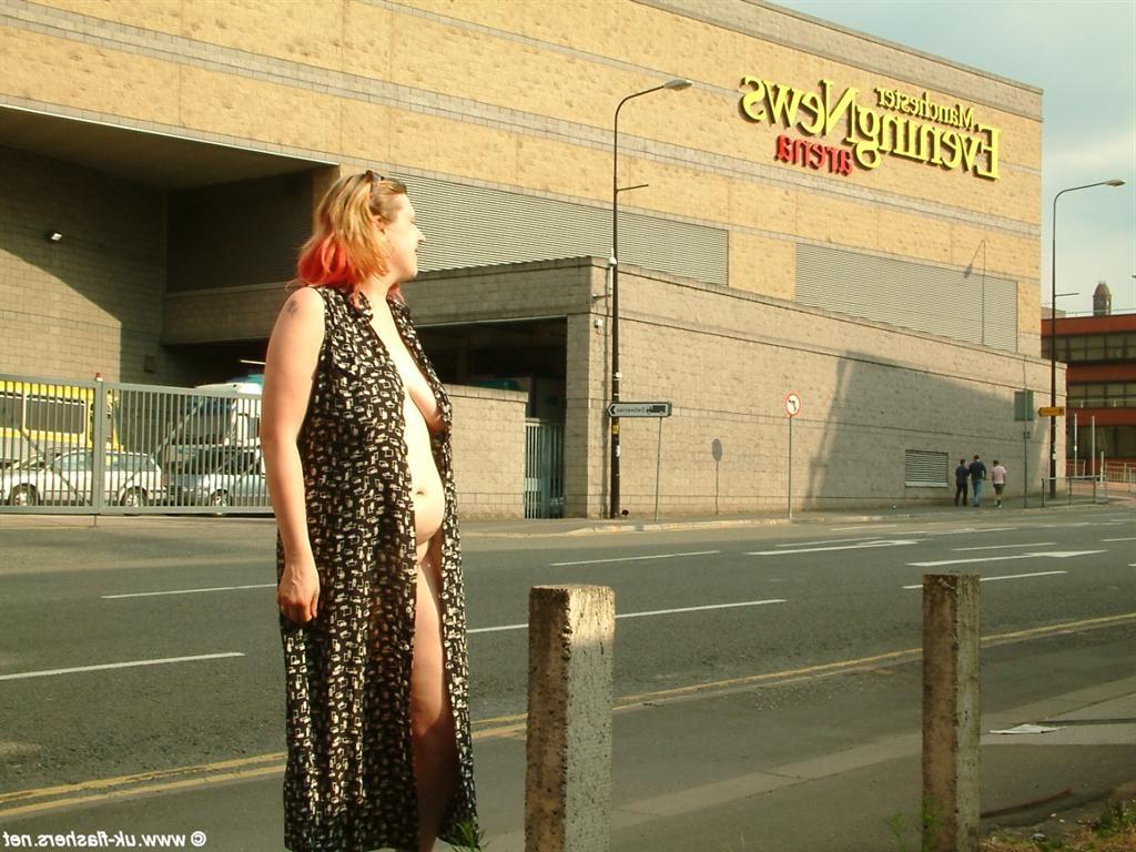 16P Kayte nude in public and uk amateur bbw flashing tits and pussy downtown with re