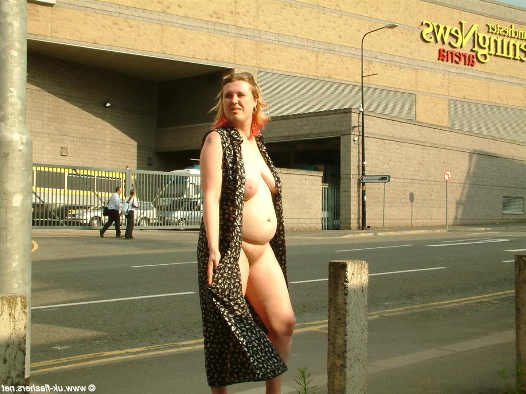16P Kayte nude in public and uk amateur bbw flashing tits and pussy downtown with re