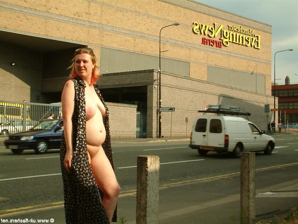 16P Kayte nude in public and uk amateur bbw flashing tits and pussy downtown with re