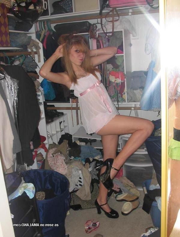 15P Amateur pretty chicks on cam
