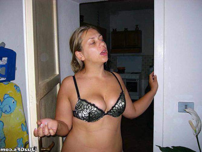 17P Blondie amateur teen sucking cock and getting facial cumshot