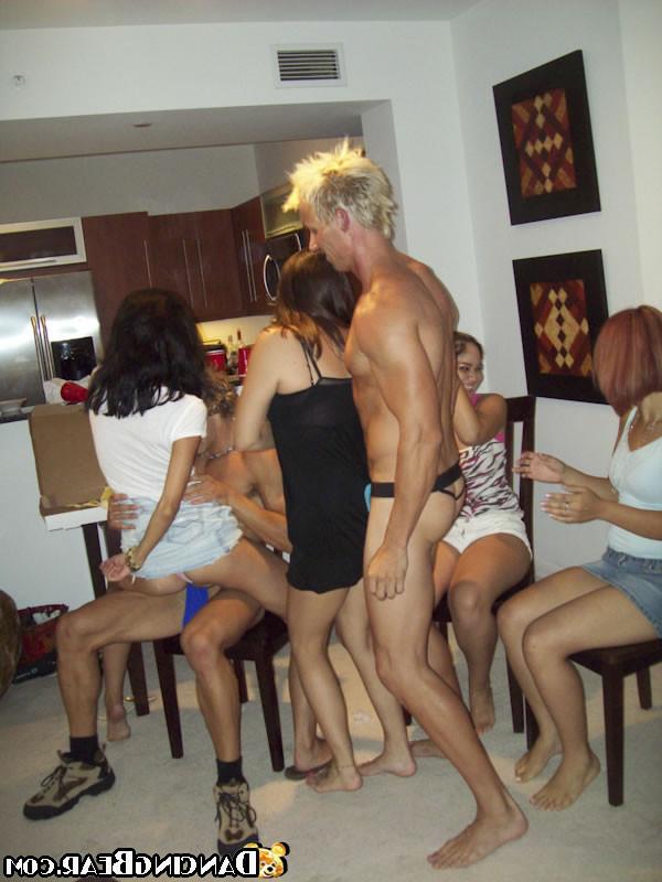 16P hot horny amateur girls CFNM