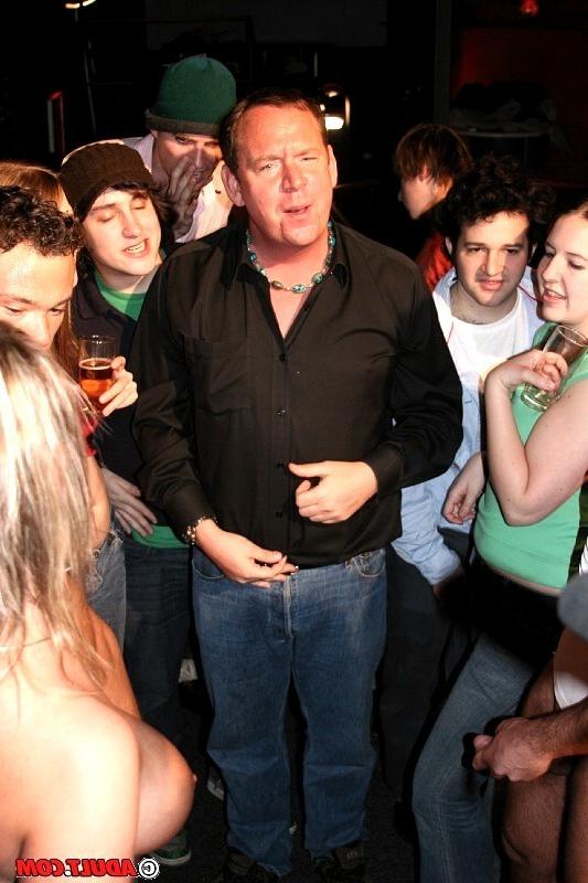 16P Drunk hotties turn into naughty fuck sluts at gangbang party