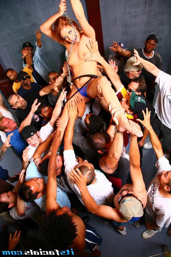 16P Redhead in facial gangbang receiving cumshots
