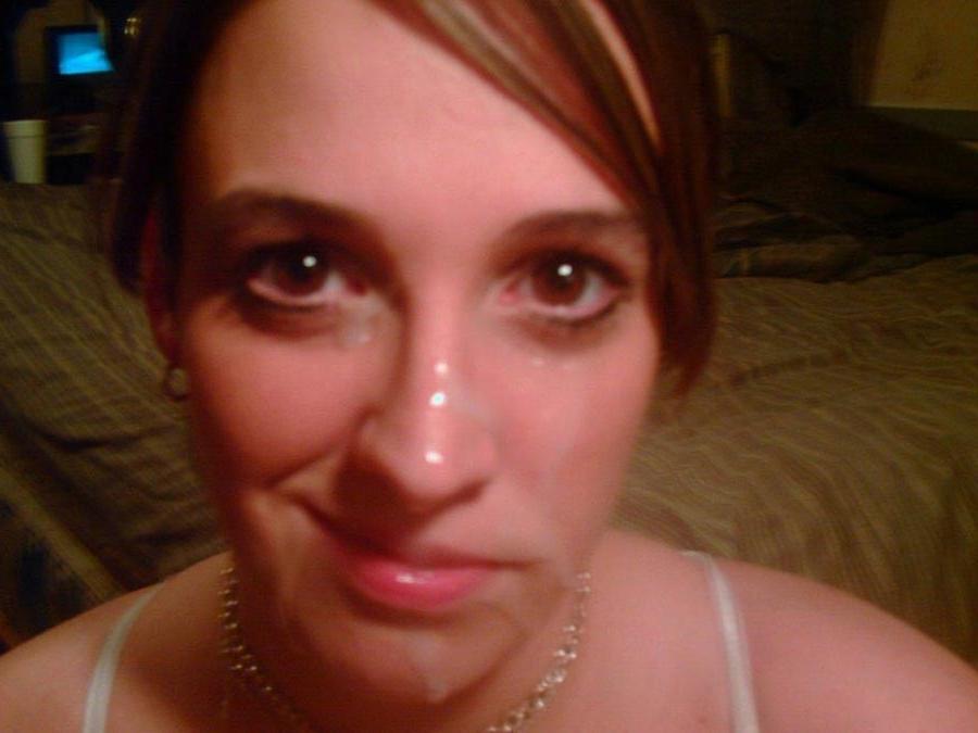 15P Real amateur girlfriends taking sticky facials