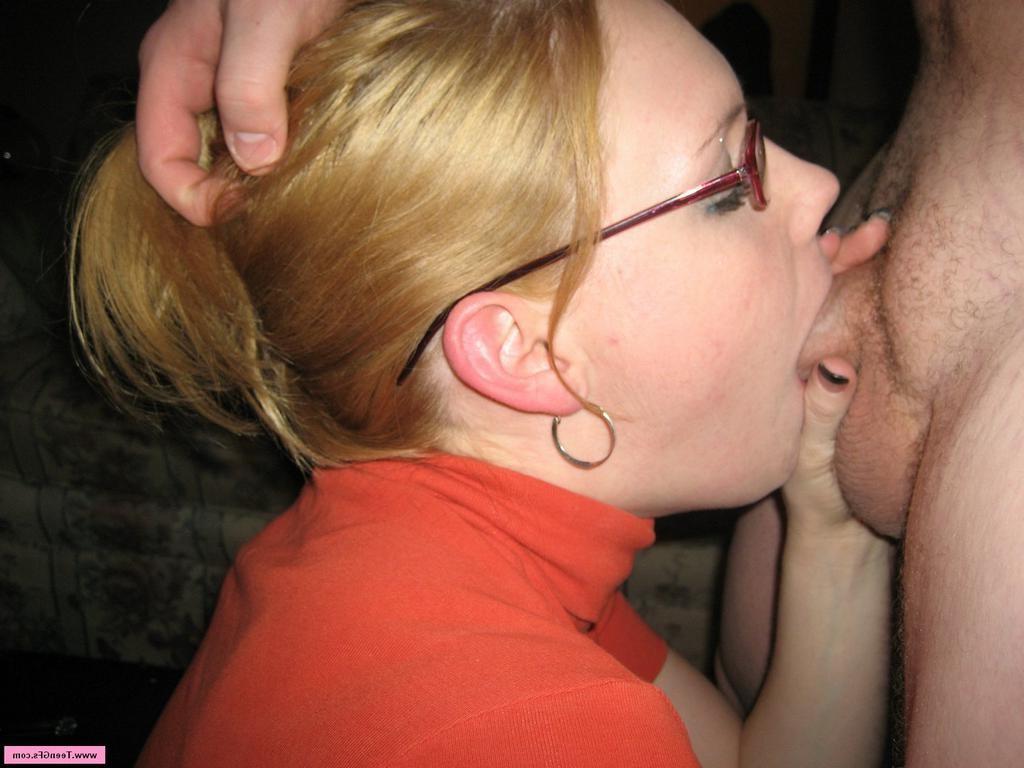 15P Homemade blowjob and cumshot from amateur girlfriend in glasses