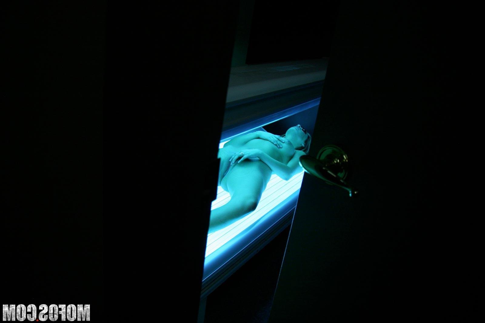17P Amateur sucking and fucking crazy in a voyeur fetish