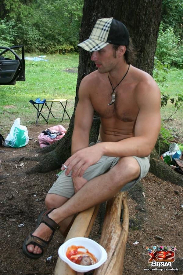 8P Group sex in a forest