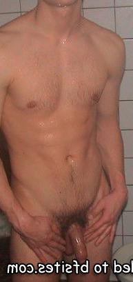 20P Homemade amateur guys naked