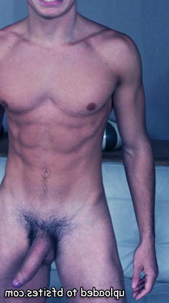 20P Homemade amateur guys naked