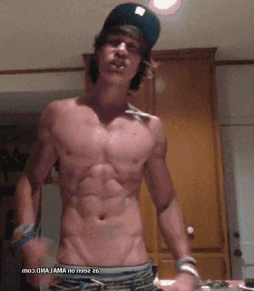 15P Picture compilation of kinky amateur jocks posing